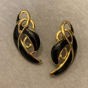 🎁 FREE with purchase or bundle 5/$10